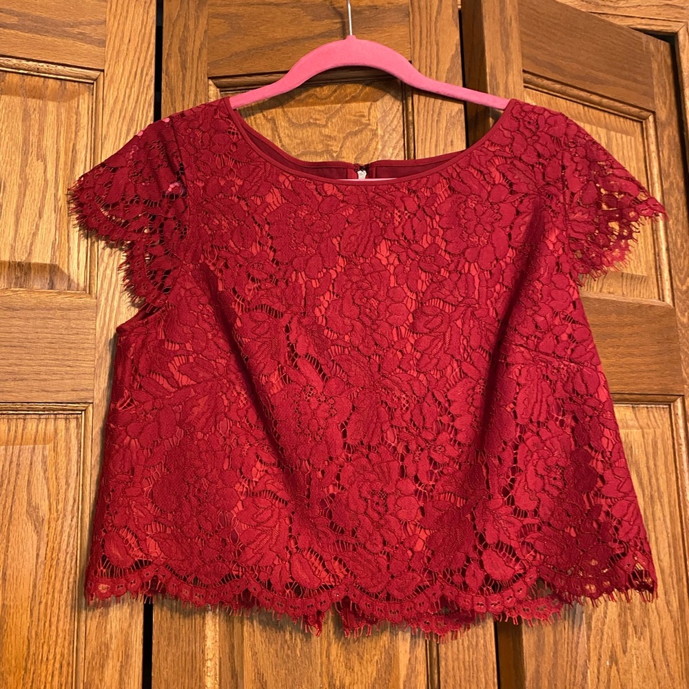 NWT White House Black Market Lace Crop Top